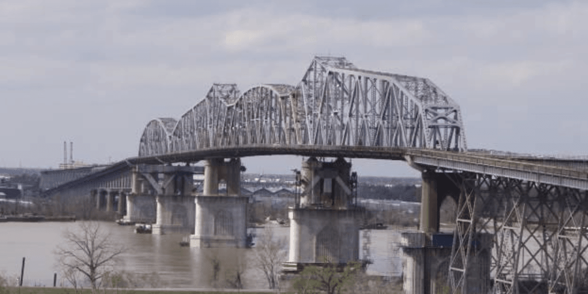 Louisiana: Monitoring Bridge Expansion