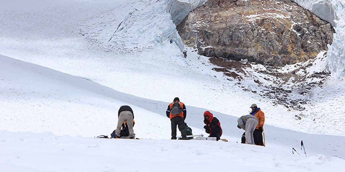 Peru: High-Elevation Weather on Glaciers